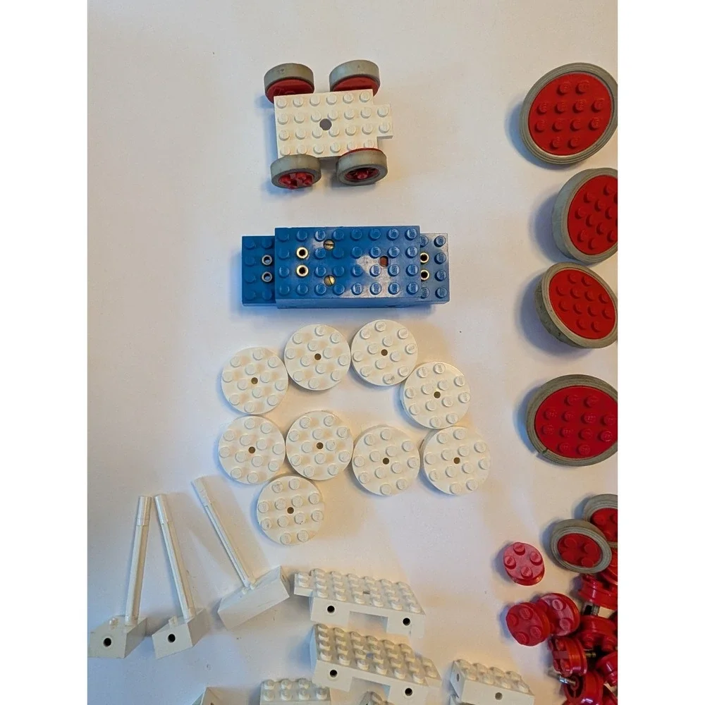 LEGO Vtg 1960's Trains‎ 113-2 & More Starter Train Sets Parts Motor Track Wheels